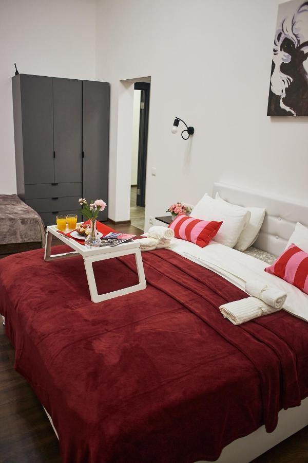 Rv Old City Apartment Velyka Vasylkivska 28,Self Check-In 24Х7 Kiev Ngoại thất bức ảnh
